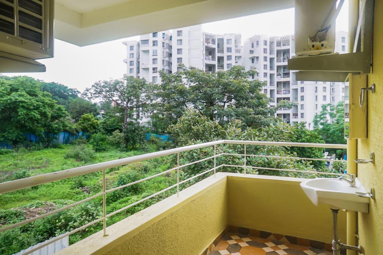 Oyo 16007 Sk Executive Hotel Yerandwane Bagian luar foto